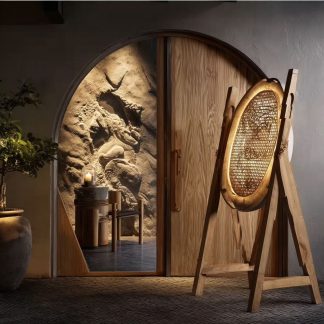 Xinzhong solid wood partition screen, gauze painting, custom partition lighting fixtures, storage racks, log style entrance screen lighting fixtures